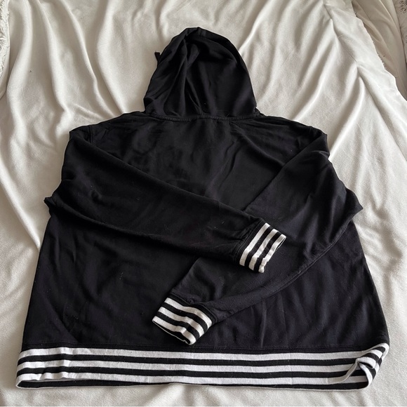 Express One Eleven Soft Black Sweatshirt - Picture 5 of 5